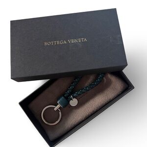 BOTTEGA VENETA INTRECCIO KEY RING in box with original card